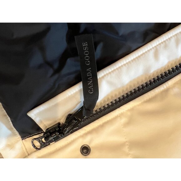 NWT Canada Goose Loretta Black Label Down white Parka COAT SIZE XS - Picture 14 of 16
